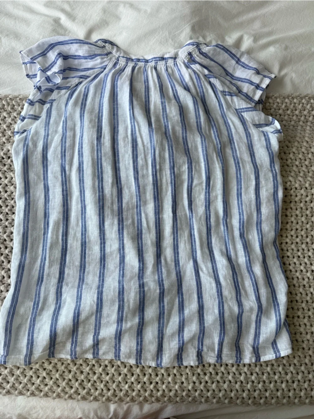 Rails women’s Light Blue & White Striped Button-Down Shirt - Picture 3 of 4